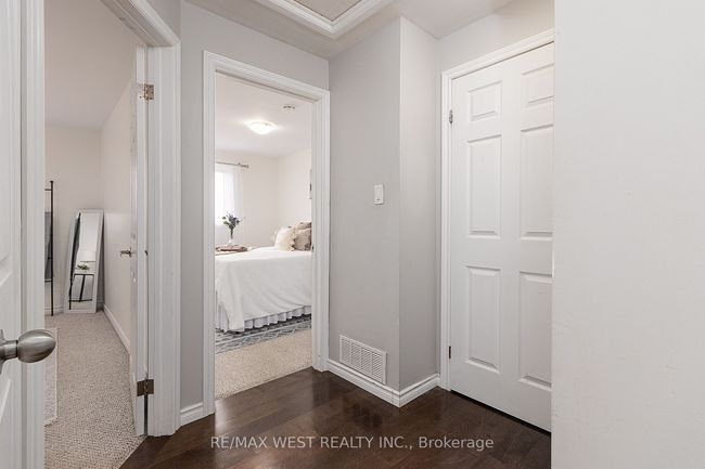 480 Sedan Cres, House attached with 4 bedrooms, 2 bathrooms and 3 parking in Oshawa ON | Image 14