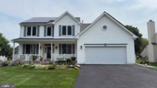 28 Pemberton Ln, East Windsor, NJ, 08520-4753 | Card Image