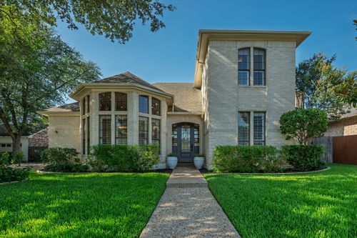 6665 Whitemarsh Valley Walk, Austin, TX, 78746-6367 | Card Image