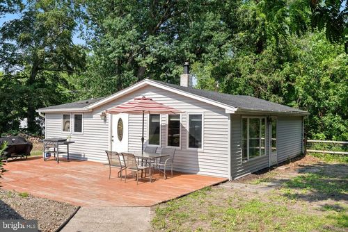 2409 Route 206, MOUNT HOLLY, NJ, 08060-4936 | Card Image