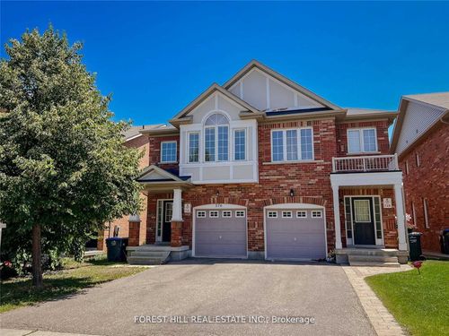 576 Courtney Valley Rd, Mississauga, ON, L5V0C2 | Card Image