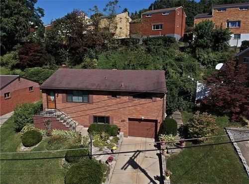 216 Mira Ave, Brentwood, PA, 15227-3210 | Card Image