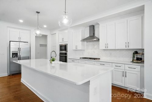 110 Still Creek Dr, Mooresville, NC, 28115-8360 | Card Image