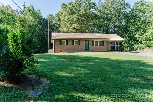 3013 Cemetary Dr, Salisbury, NC, 28146-7317 | Card Image