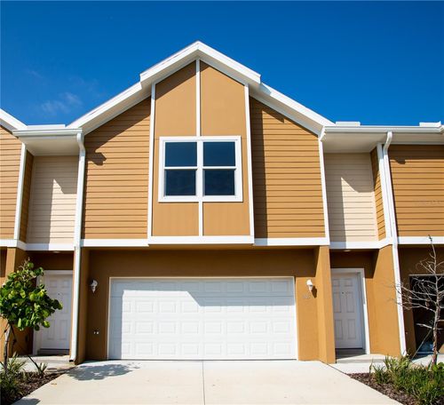 107 Ocean Cir, DAYTONA BEACH SHORES, FL, 32118-0002 | Card Image