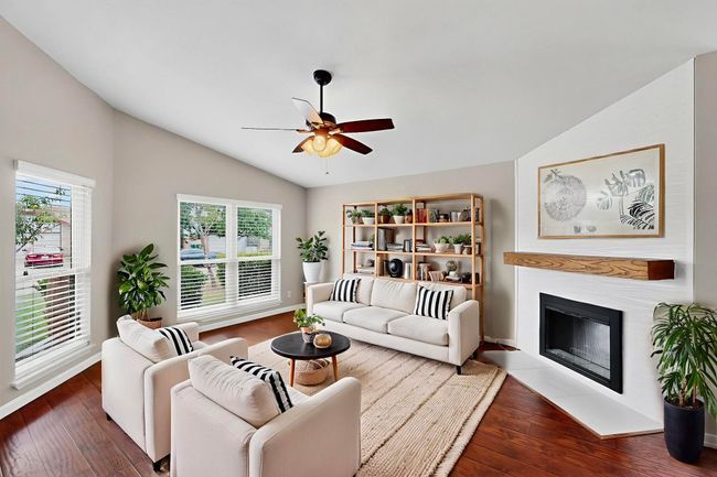 5644 Powers St, House other with 3 bedrooms, 2 bathrooms and null parking in The Colony TX | Image 5