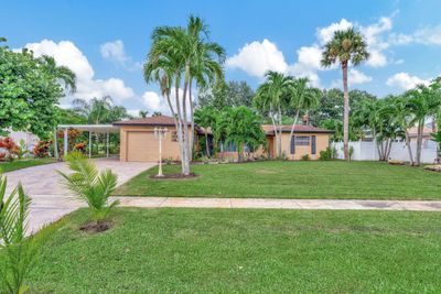 7235 St Andrews Road, House other with 3 bedrooms, 2 bathrooms and null parking in Lake Worth FL | Image 3