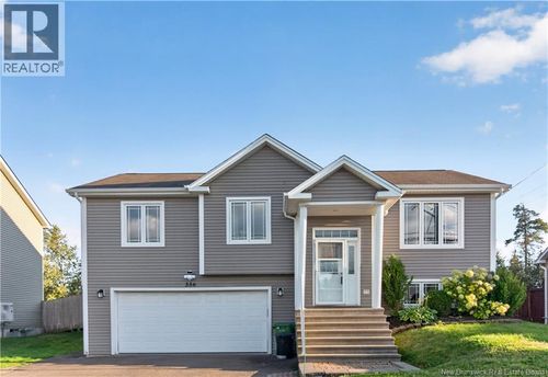 356 Maplehurst Dr, Moncton, NB, E1G0E5 | Card Image