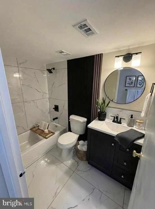 206-7600 Roosevelt Blvd, PHILADELPHIA, PA, 19152-4123 | Card Image