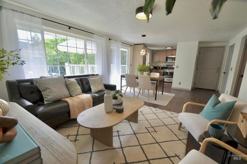 421 W Village Ln, Boise, ID, 83702-6231 | Card Image