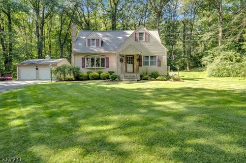 114 Hartmans Corner Rd, Washington, NJ, 07882-4376 | Card Image