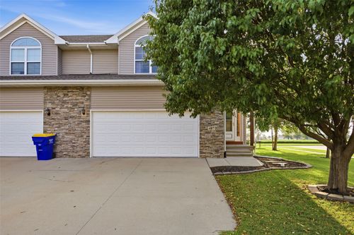 487 N Colton Dr, North Liberty, IA, 52317-9104 | Card Image