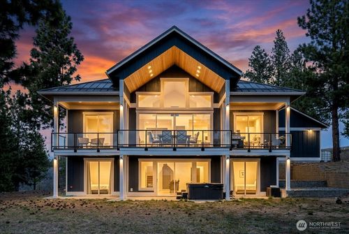 1114 Blazing Star Ln, Chelan, WA, 98816 | Card Image