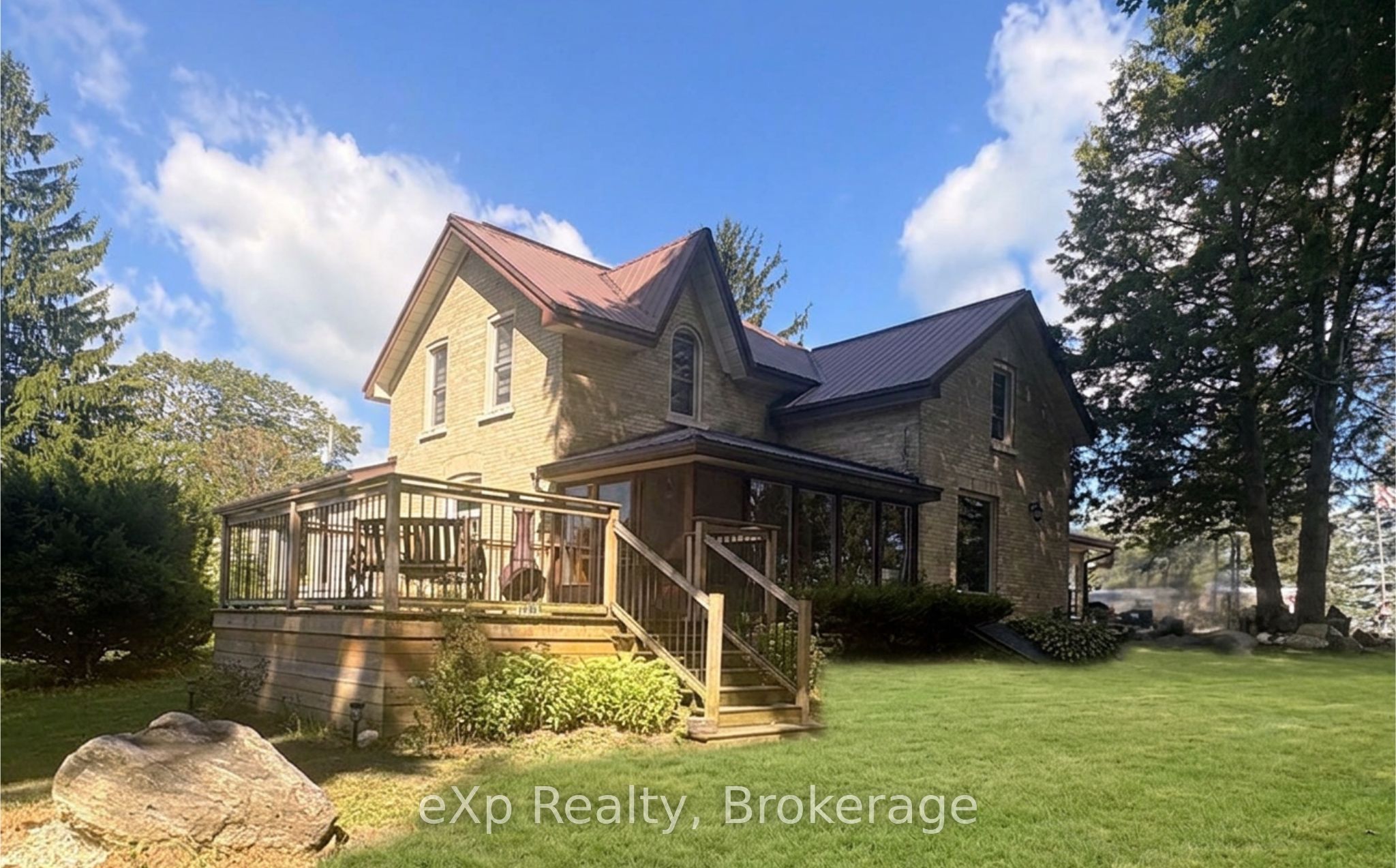 Residential in Morris Turnberry