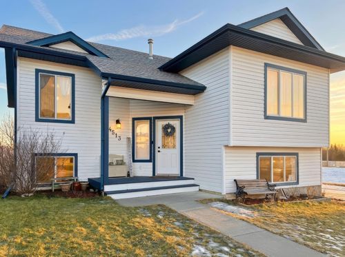 4513 44 Avenue Close, Rocky Mountain House, AB, T4T | Card Image