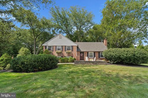 131 Brookmead Rd, WAYNE, PA, 19087-1330 | Card Image