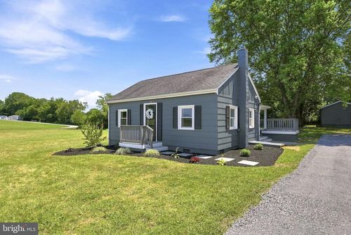 5835 Lord Fairfax Hwy, BERRYVILLE, VA, 22611-3637 | Card Image
