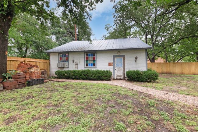 508 S Walnut St, House other with 4 bedrooms, 2 bathrooms and 6 parking in Lampasas TX | Image 34