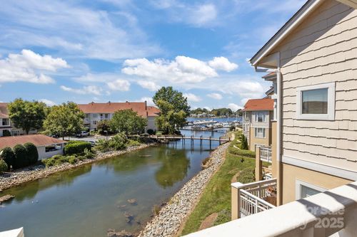 apt-i-18009 Kings Point Dr, Cornelius, NC, 28031-0030 | Card Image