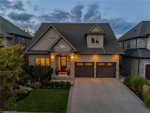 308 Deerfoot Trail, Waterloo, ON, N2K0B3 | Card Image