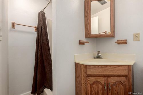 902 S Yukon St, Lakewood, CO, 80226-4316 | Card Image