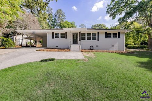 213 Spruce Street, Warner Robins, GA, 31088 | Card Image