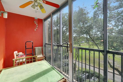 apt-306-1300 Sw 125th Ave, Pembroke Pines, FL, 33027-1963 | Card Image