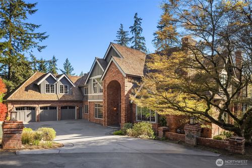 22119 Ne 140th Way, Woodinville, WA, 98077-7338 | Card Image