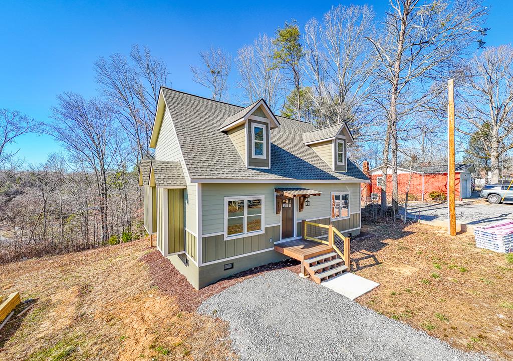Sunrise St, Murphy, NC 28906