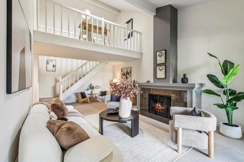 apt-4-1963 Rock St, Mountain View, CA, 94043-2512 | Card Image