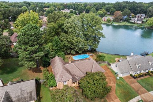8786 Cherry Spring Dr, Cordova, TN, 38016-8433 | Card Image