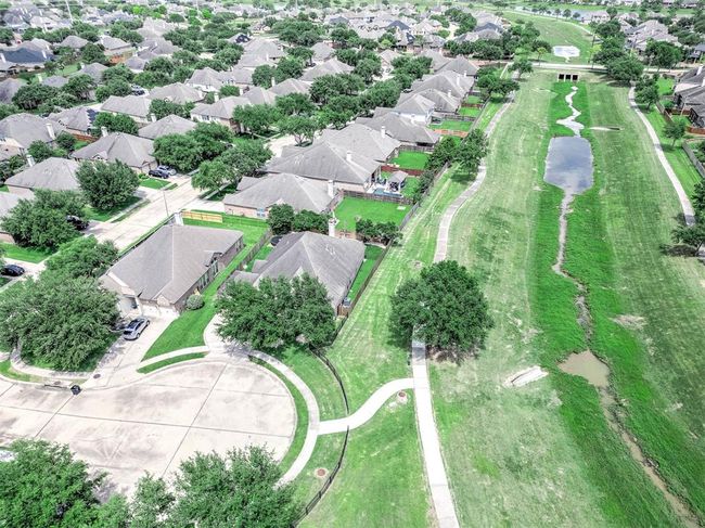 2313 Lilac Breeze Ln, House other with 4 bedrooms, 2 bathrooms and 3 parking in Pearland TX | Image 40