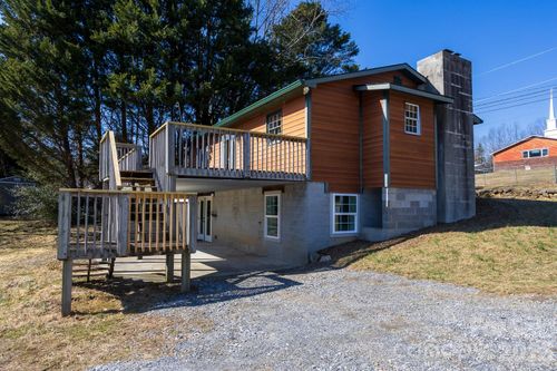 56 Vance Ave, Black Mountain, NC, 28711-6400 | Card Image