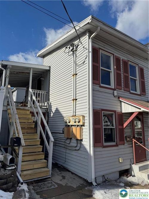 apt-3-101 Center Ave, Jim Thorpe, PA, 18229-1249 | Card Image