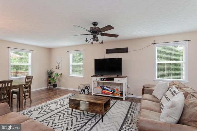 159 Park View Ln, House other with 3 bedrooms, 2 bathrooms and null parking in SHENANDOAH VA | Image 6