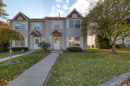 unit-7-256 Quassaick Ave, New Windsor, NY, 12553-7644 | Card Image