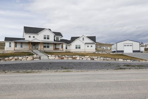 3566 W 1000 N, Tremonton, UT, 84337-9349 | Card Image