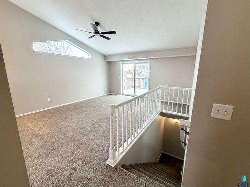 4609 S Galway Ave Avenue, Sioux Falls, SD, 67106 | Card Image