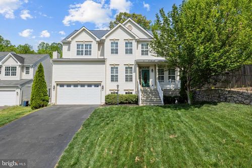 18706 Kerill Rd, Triangle, VA, 22172-2011 | Card Image