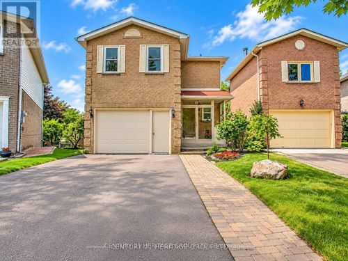main-8 Park Lane Circle, Richmond Hill (South Richvale), ON, L4C6S8 | Card Image