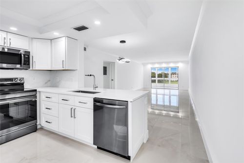 apt-b4-3204 Portofino Pt, Coconut Creek, FL, 33066-1224 | Card Image