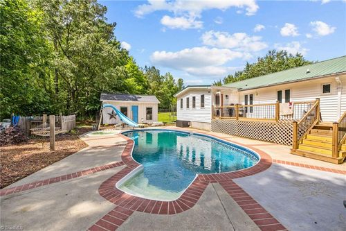 108 Palomino Rd, Carthage, NC, 28327-7428 | Card Image