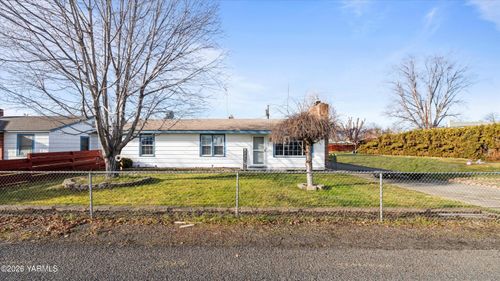 914 N 28th Ave, Yakima, WA, 98902-1101 | Card Image