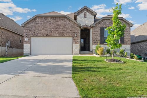 7615 Cottonwood Rdg, Boerne, TX, 78015-5152 | Card Image