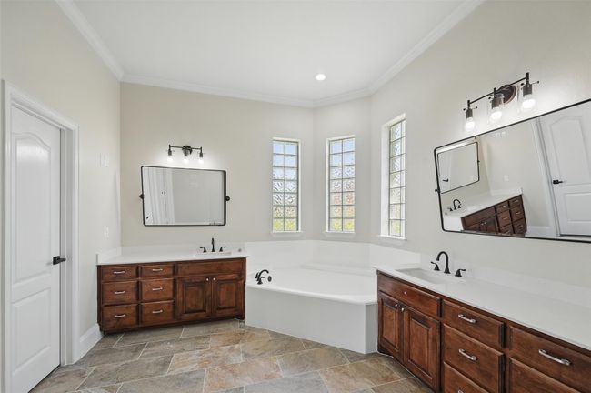 2207 Janet Ct, House other with 5 bedrooms, 3 bathrooms and null parking in Cedar Hill TX | Image 17