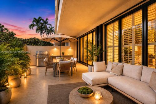 133-251 Crandon Blvd, Key Biscayne, FL, 33149-1541 | Card Image