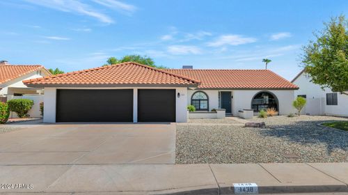 1439 S Almar, Mesa, AZ, 85204-6464 | Card Image