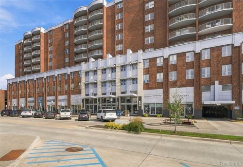 813-411 S Old Woodward Ave, Birmingham, MI, 48009-6648 | Card Image