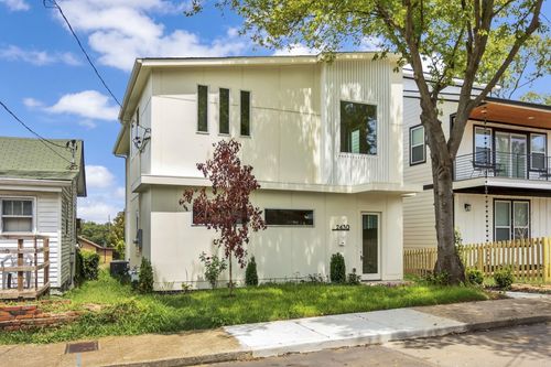 2430 Batavia St, Nashville, TN, 37208-3427 | Card Image