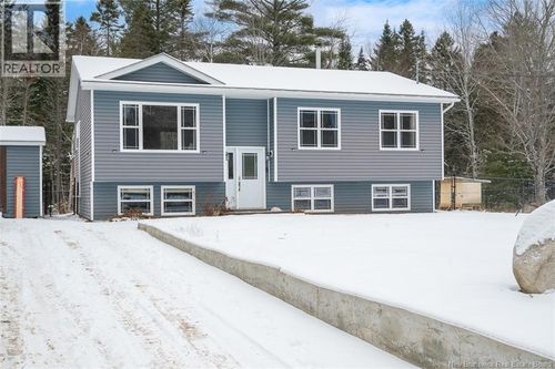 390 Waterville Rd, Waterville-Sunbury, NB, E2V3S7 | Card Image